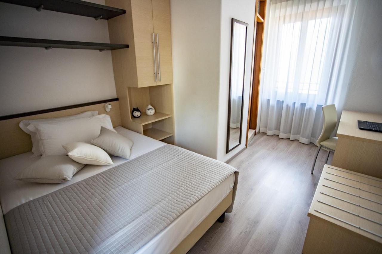 Bed and Breakfast Casa Nataly Torbole Sul Garda Екстер'єр фото